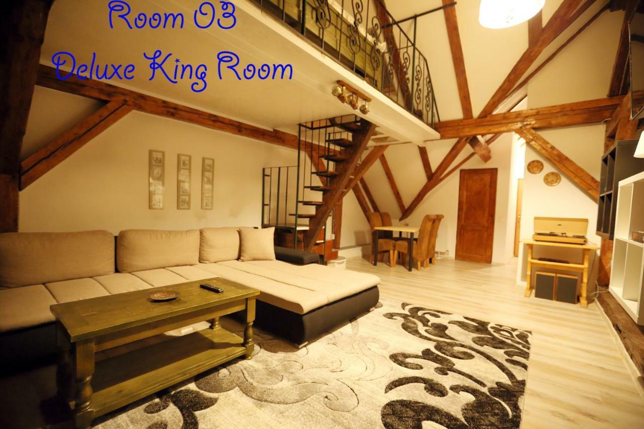 4 Rooms Piata Sfatului Braşov Exterior foto